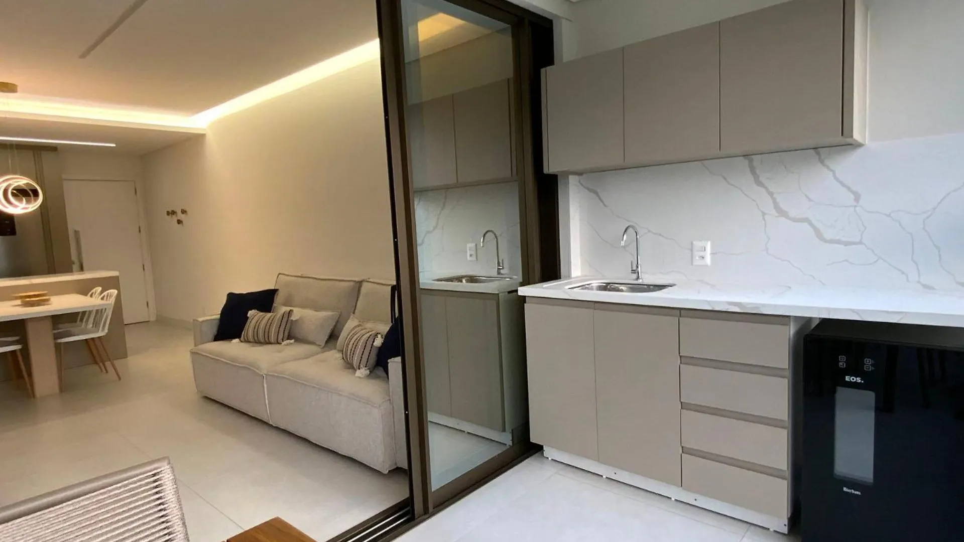 Elegancia E Conforto Em Jurere Int. Xm1812 Florianópolis