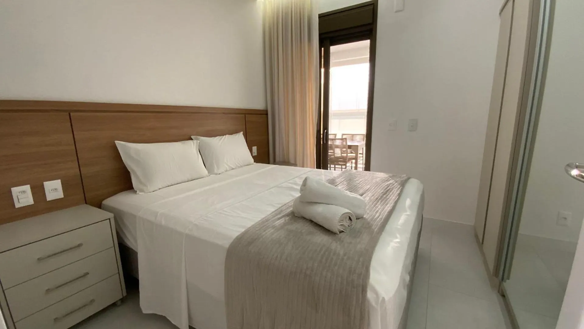 Elegancia E Conforto Em Jurere Int. Xm1812 Florianópolis